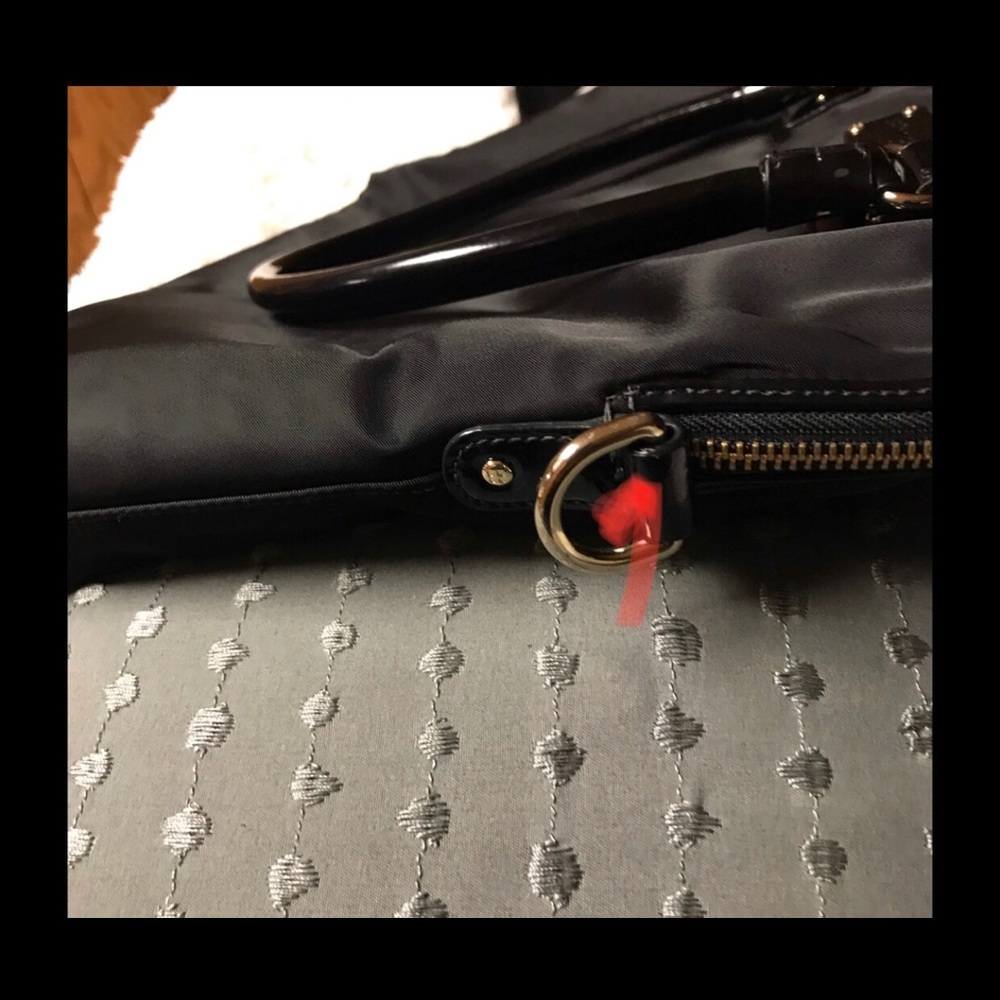 Kate Spade Tote Bag ...
Color - Black 
Size - Measurements in the photos - Picture 13 of 14